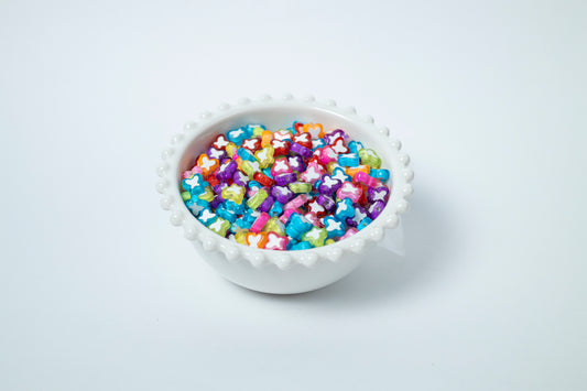 Mariposa blanco con colores