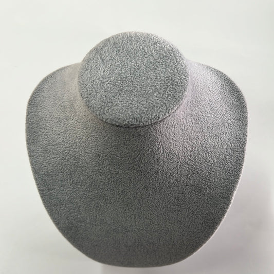 Cuello gris chico