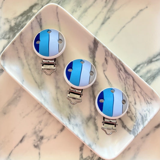 Broche bebé azul